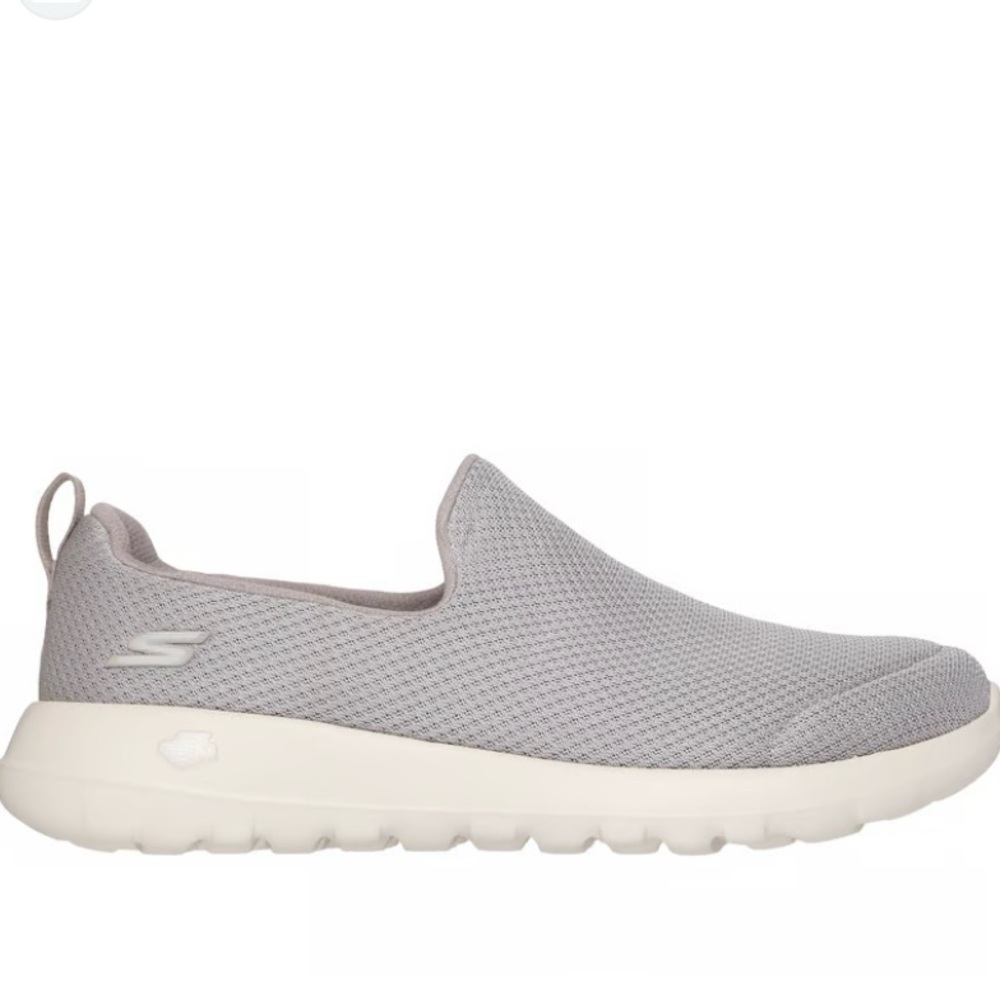 NWT Skechers Off White Go Walk Max Slip-On Sneakers.  Size 10.5